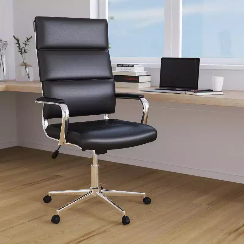 Fauteuil de bureau de direction ergonomique à haut dossier avec accoudoirs rembourrés en métal, pivotant à 360°